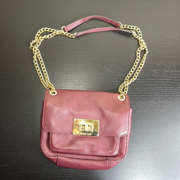 Michael Kors Chain Strap Crossbody - Picture 1 of 10